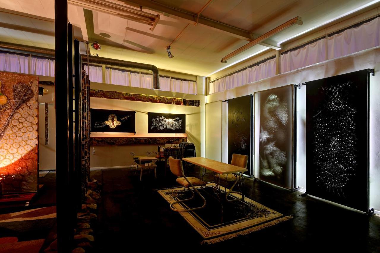 Space Castle: A 1950S Gas Station Transformed Into An Art Themed Wonderland Truth or Consequences Esterno foto