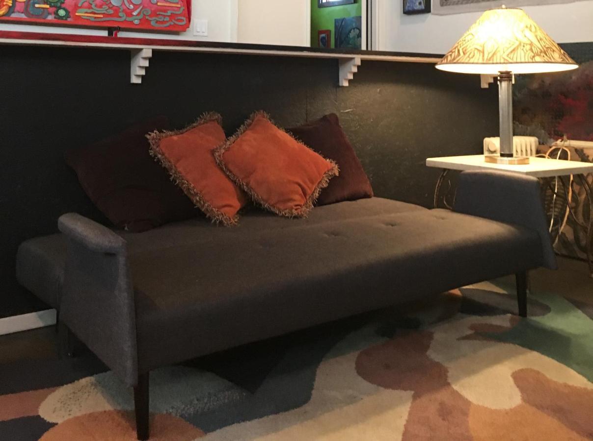 Space Castle: A 1950S Gas Station Transformed Into An Art Themed Wonderland Truth or Consequences Esterno foto