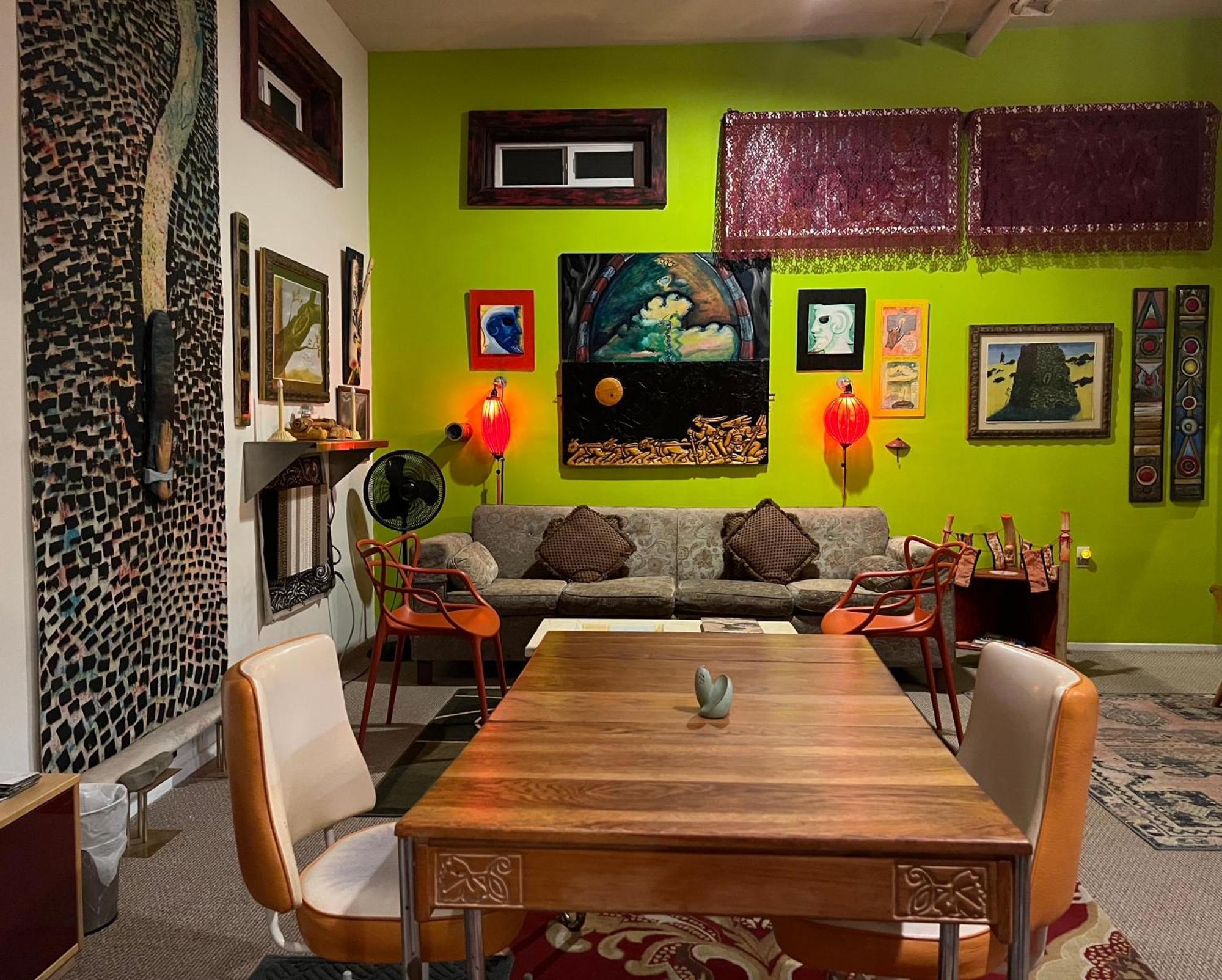Space Castle: A 1950S Gas Station Transformed Into An Art Themed Wonderland Truth or Consequences Esterno foto